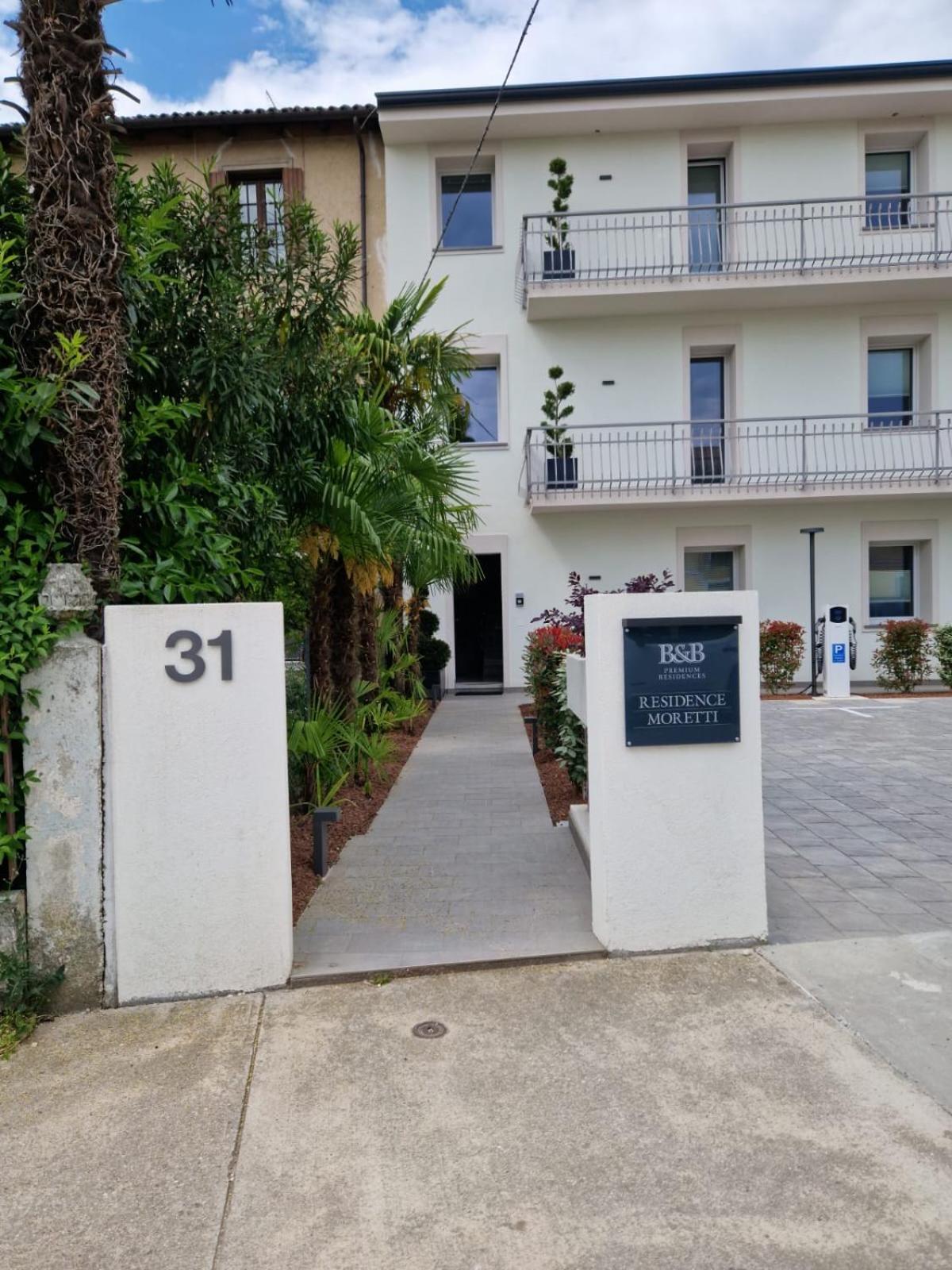 Residence Moretti Piano Terra Udine Eksteriør billede